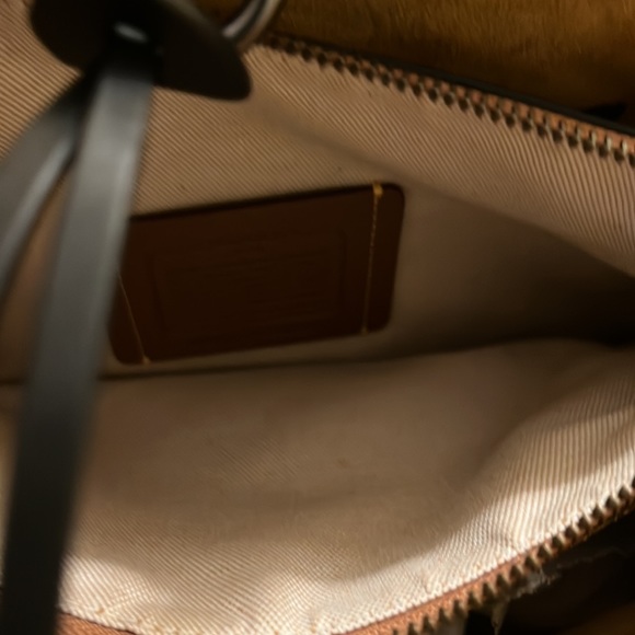 Coach Cooper  Carryall black smoke free environment rose is not included - Picture 6 of 12